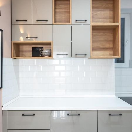 בוקרשט The Loft Luxury Apartments-Near The Park In The City Center מראה חיצוני תמונה