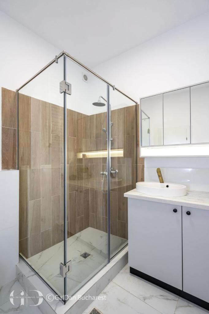 בוקרשט The Loft Luxury Apartments-Near The Park In The City Center מראה חיצוני תמונה