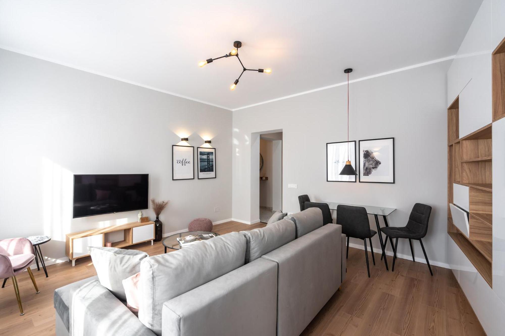 בוקרשט The Loft Luxury Apartments-Near The Park In The City Center מראה חיצוני תמונה