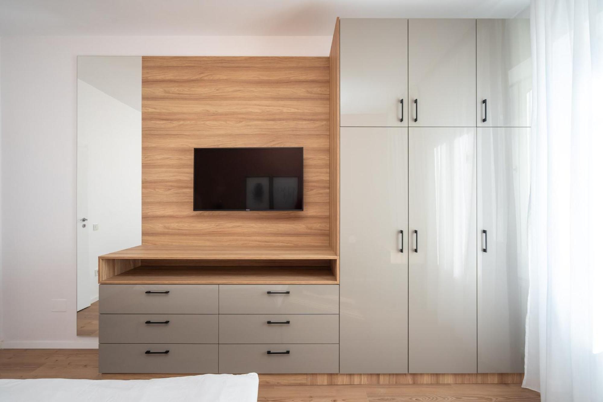 בוקרשט The Loft Luxury Apartments-Near The Park In The City Center מראה חיצוני תמונה